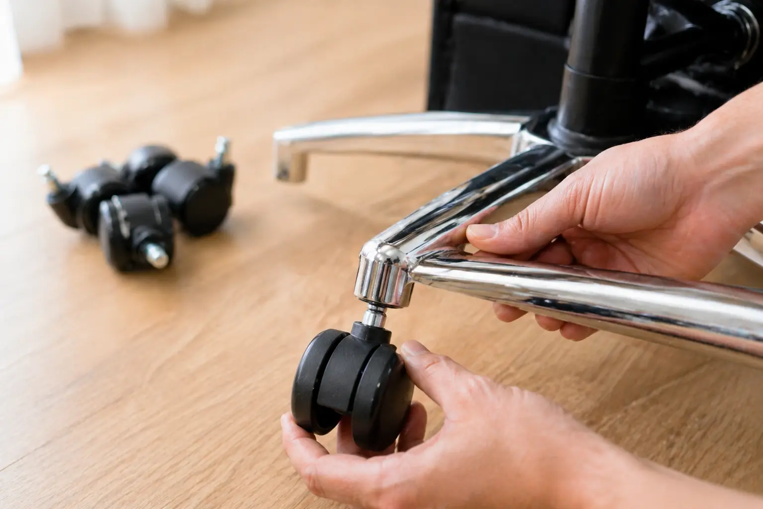 Remplacer les Roulettes de Fauteuil de Bureau : Compatibilités et Installation